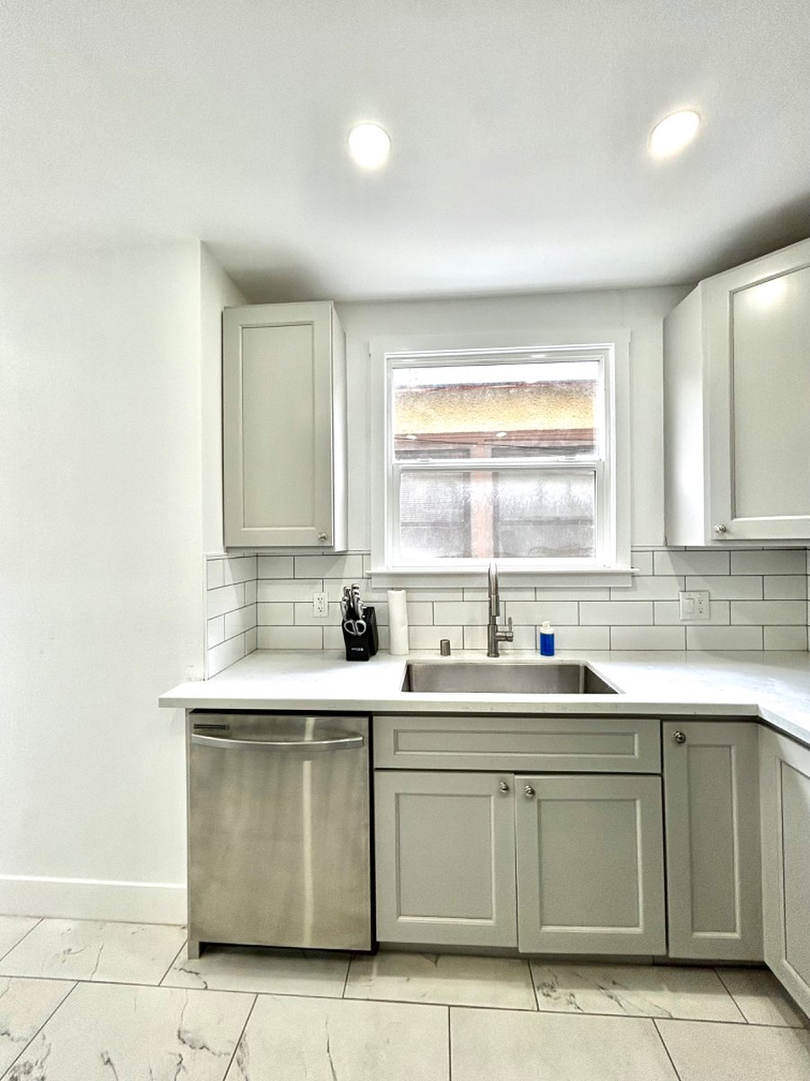 Furnished Finder property 688239_2 photo 8