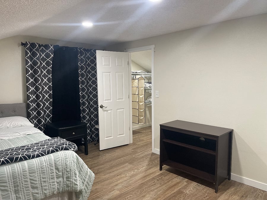Furnished Finder property 688241_1 photo 3