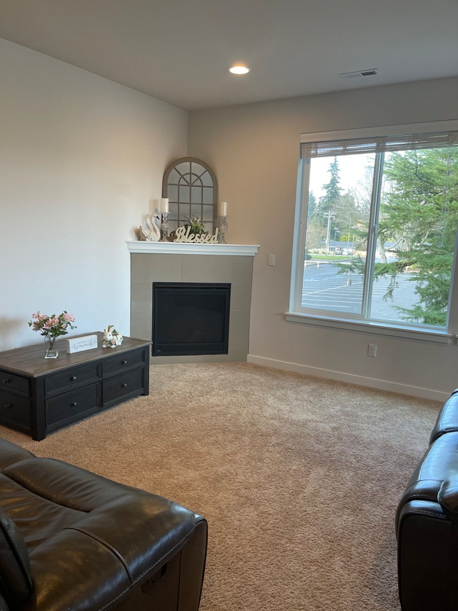 Furnished Finder property 688244_1 photo 3