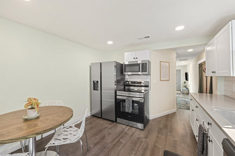 Furnished Finder property 688254_1 photo 6