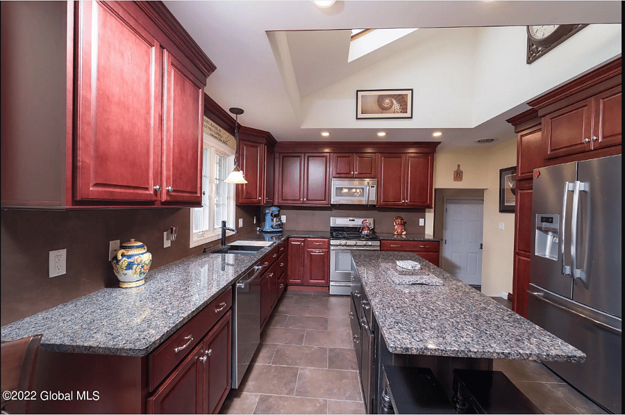 Furnished Finder property 688266_1 photo 4