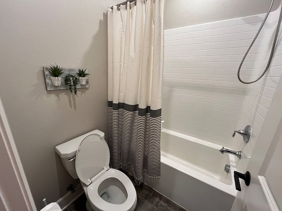 Furnished Finder property 688276_1 photo 11