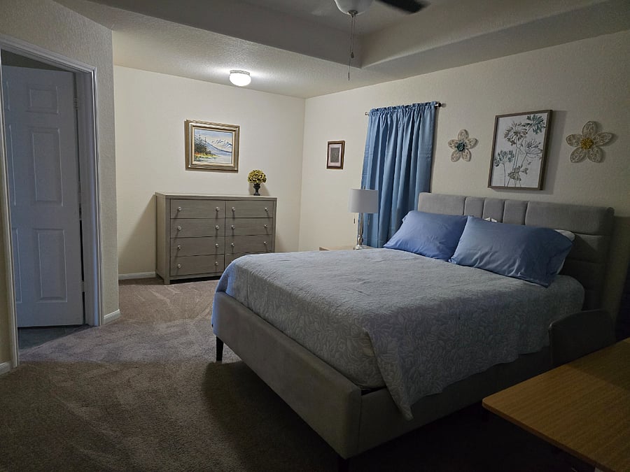 Furnished Finder property 688400_1 photo 8