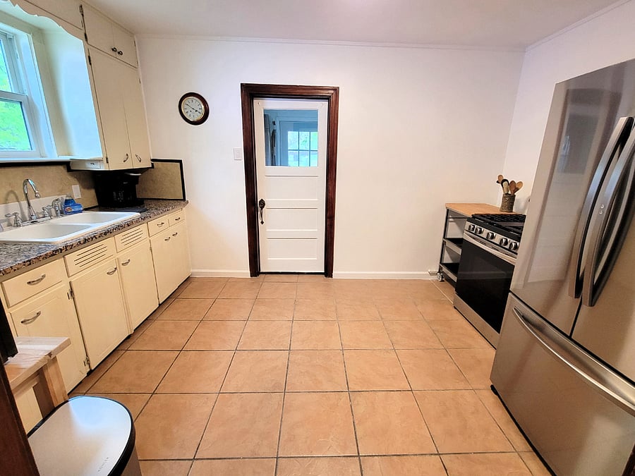 Fully stocked kitchen