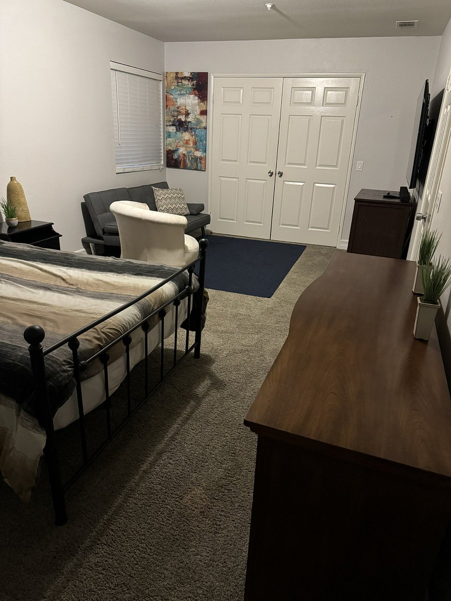 Furnished Finder property 688492_1 photo 7