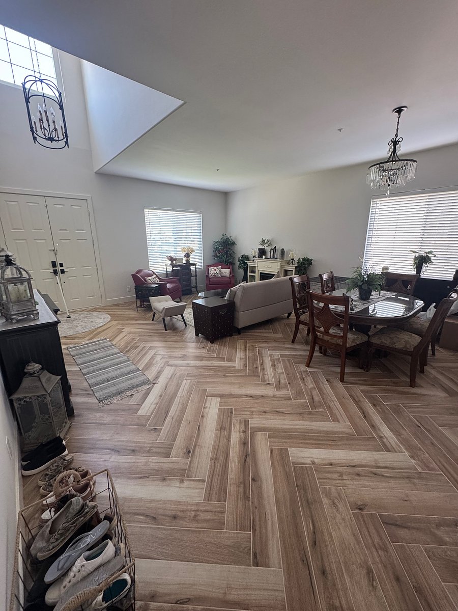 Furnished Finder property 688492_1 photo 4