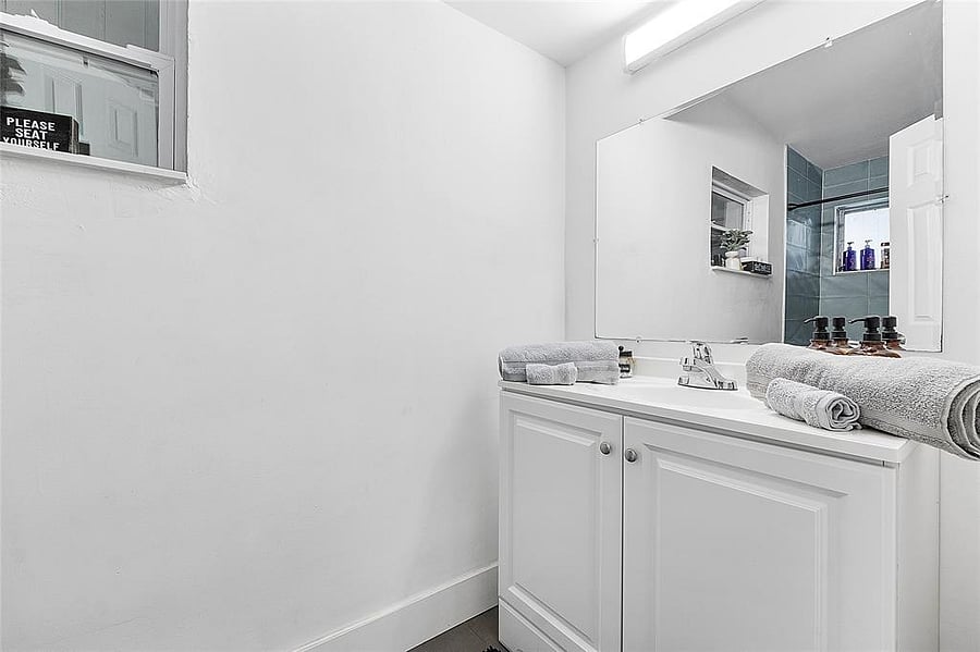 Furnished Finder property 688509_1 photo 7