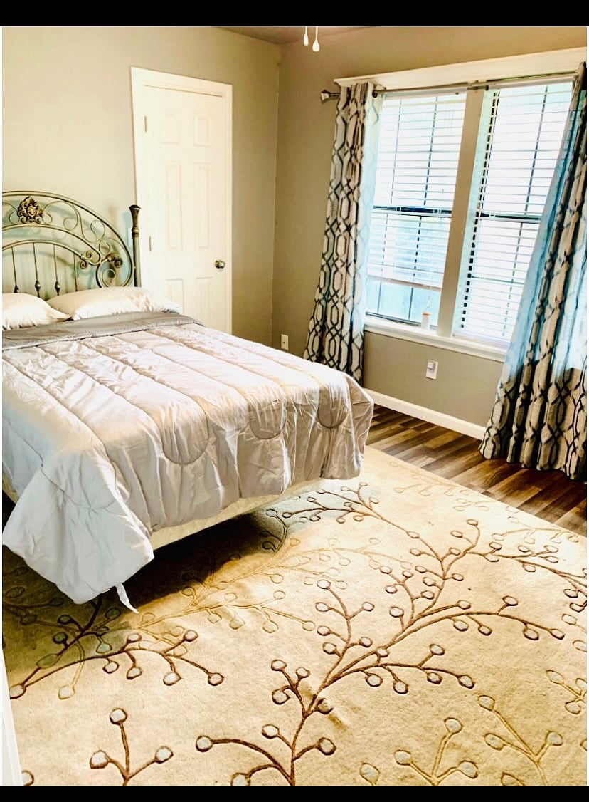 Furnished Finder property 688603_1 photo 7