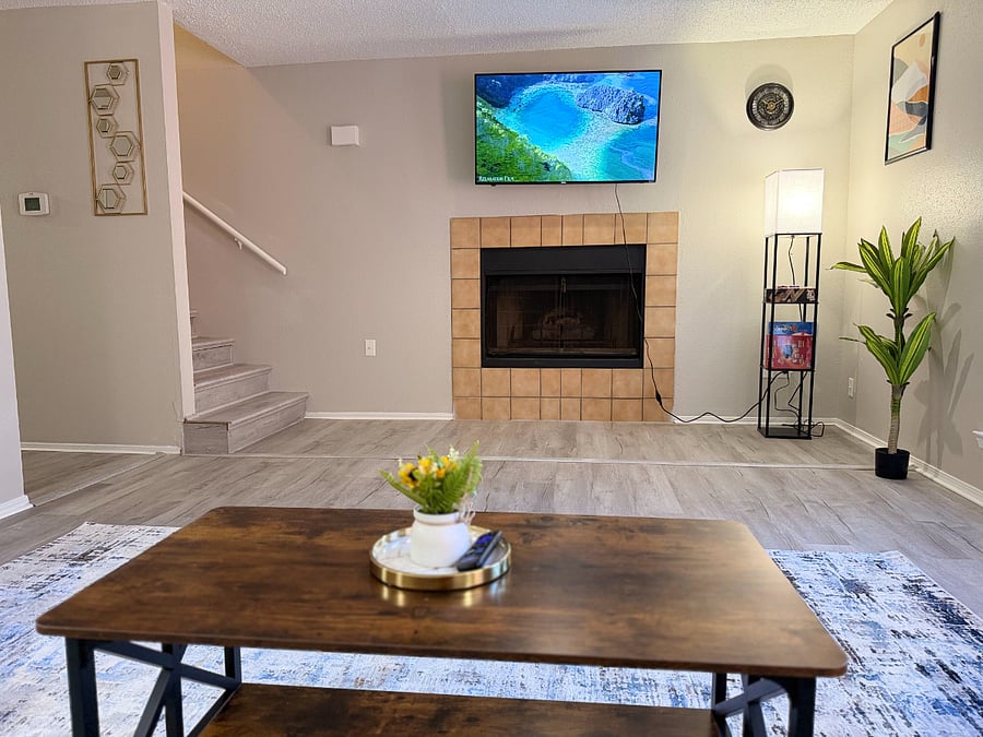 Watch your favorite show on the 50'' Smart TV or host game night with your friends and family. We've included some childhood favorites on the bookcase such as Jenga, Yahtzee, Battleships, Cluedo and good old fashioned cards!