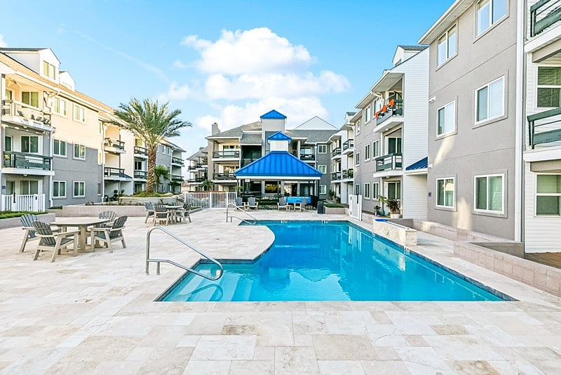 Furnished Finder property 688632_1 photo 3