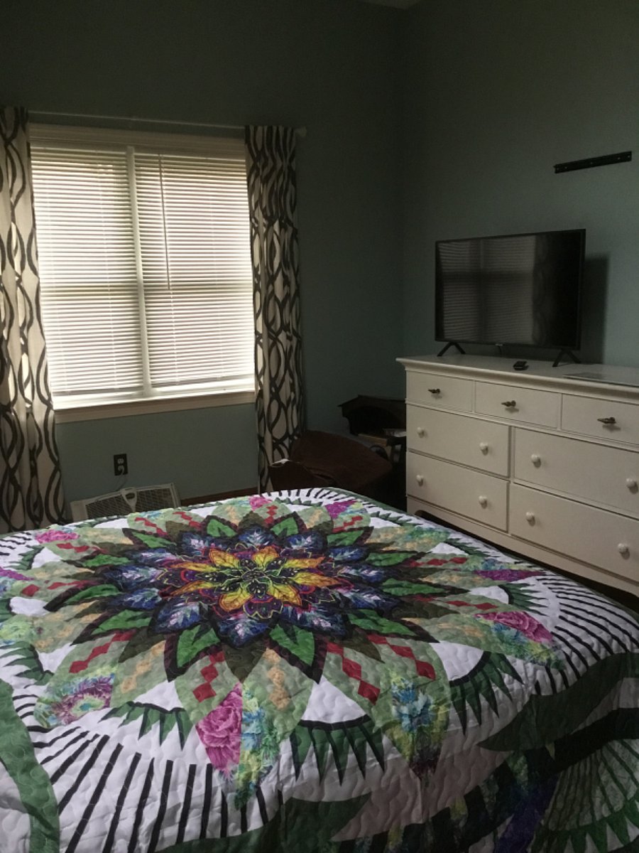 Furnished Finder property 688636_1 photo 3
