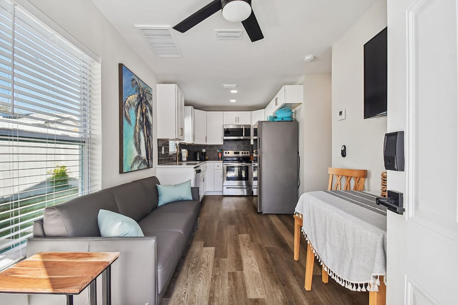 Furnished Finder property 688671_1 photo 3