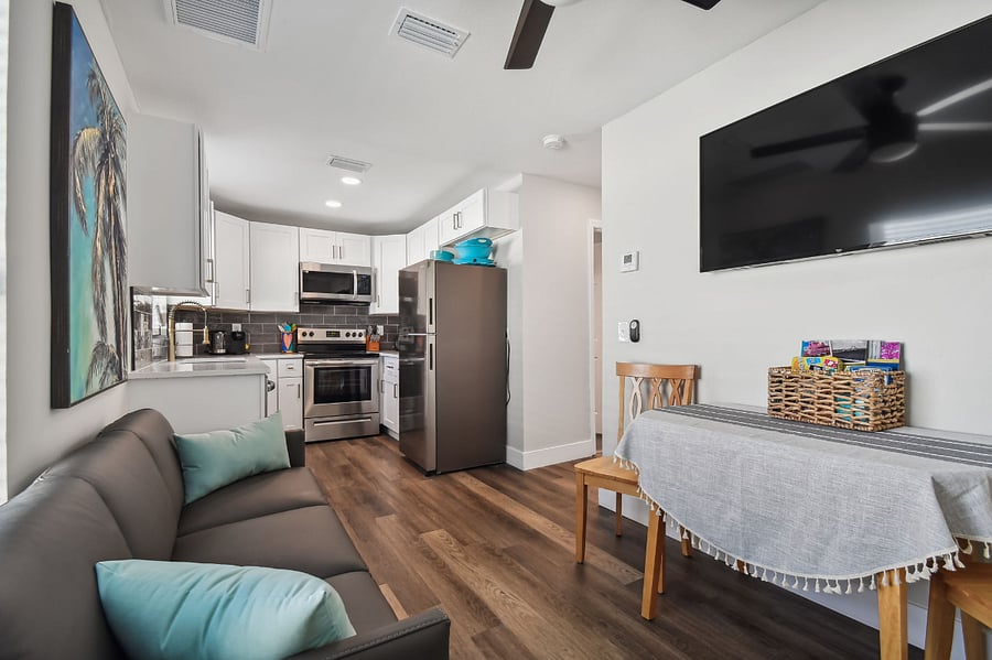 Furnished Finder property 688671_1 photo 4
