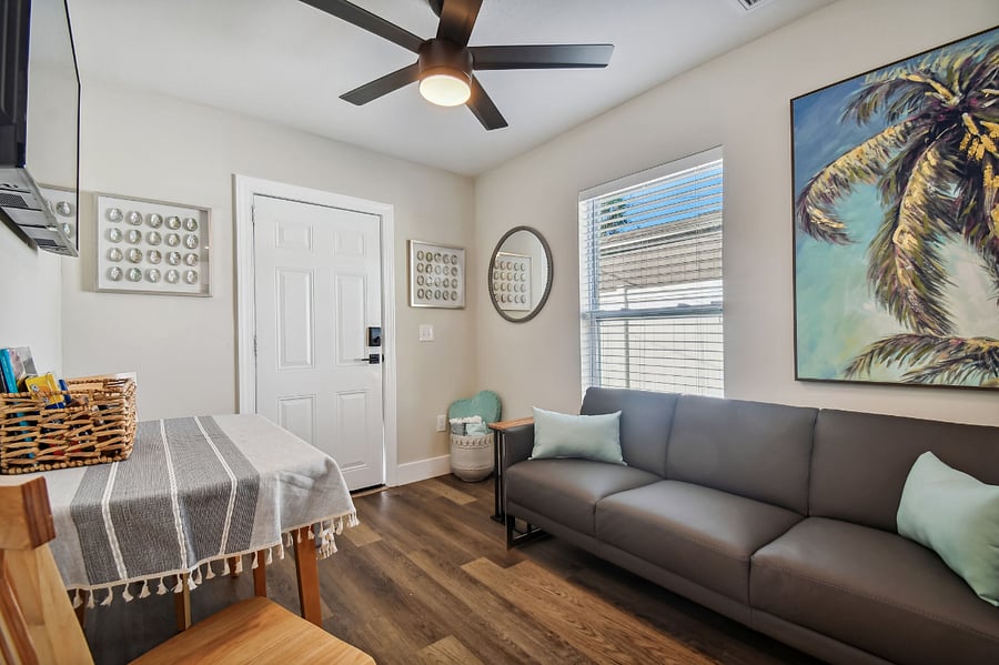Furnished Finder property 688671_1 photo 6