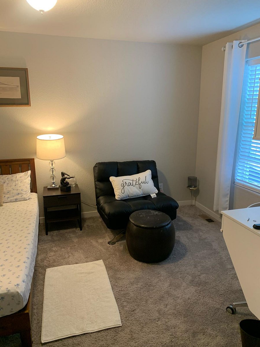 Furnished Finder property 688683_3 photo 12