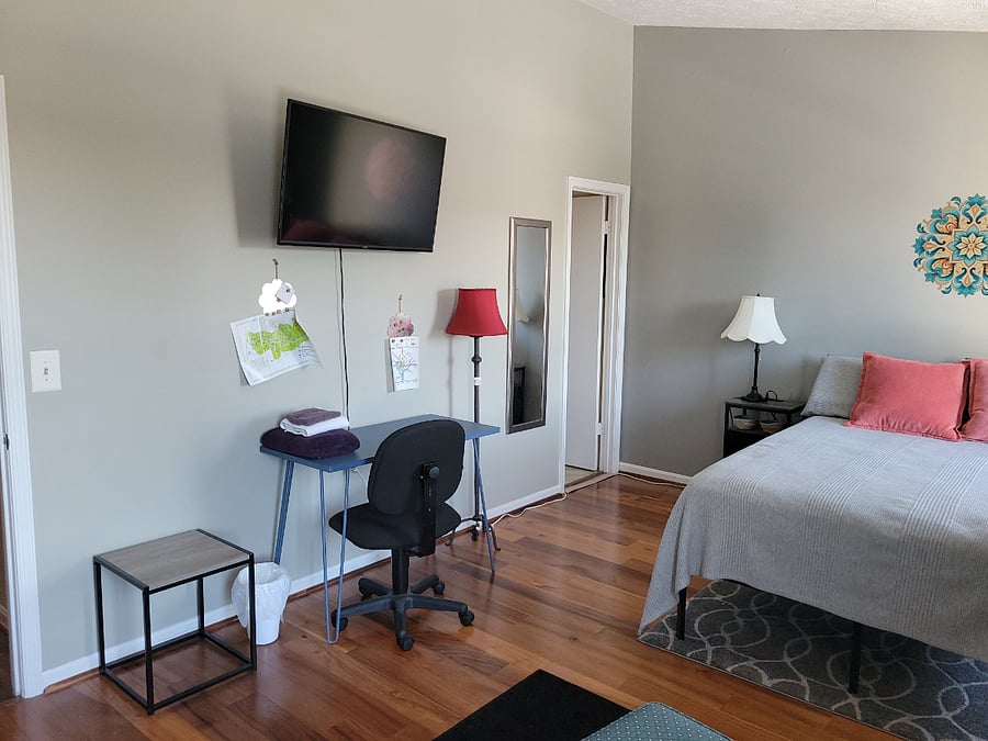 Furnished Finder property 688694_1 photo 3