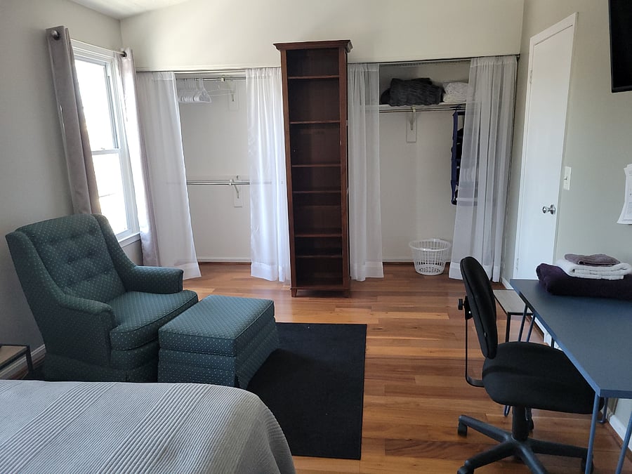Furnished Finder property 688694_1 photo 4