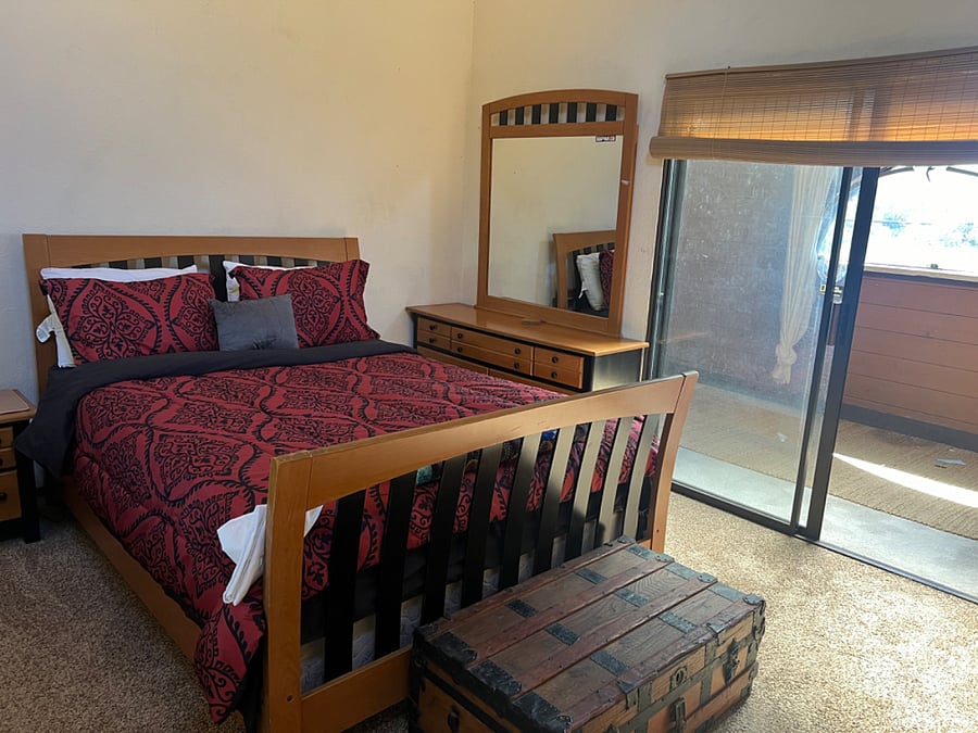 Furnished Finder property 688700_1 photo 2