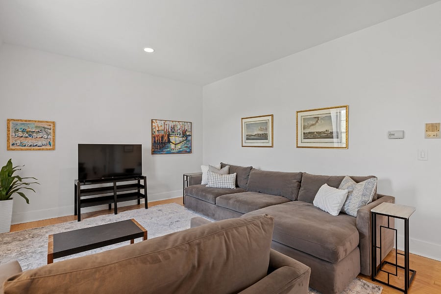 Furnished Finder property 688738_1 photo 8
