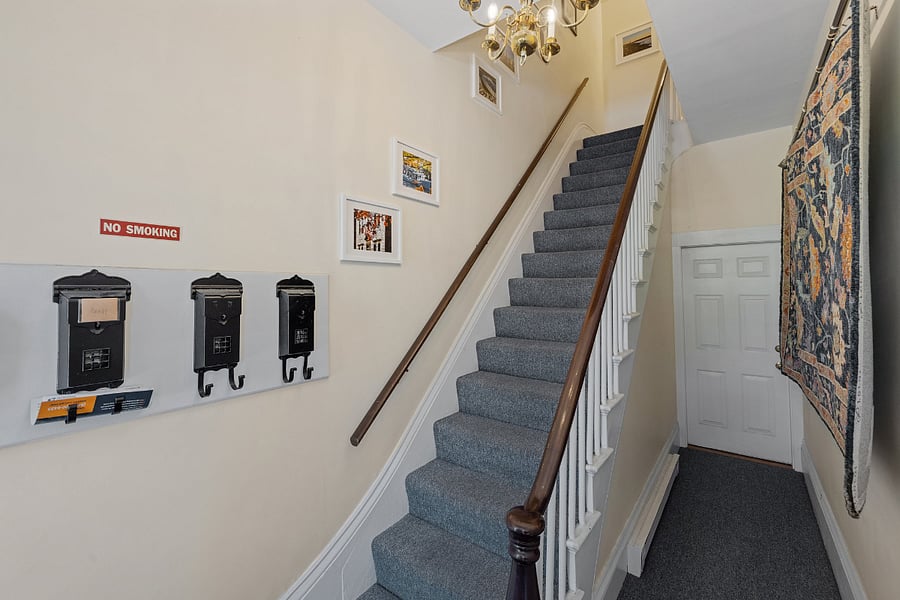 Furnished Finder property 688738_1 photo 3