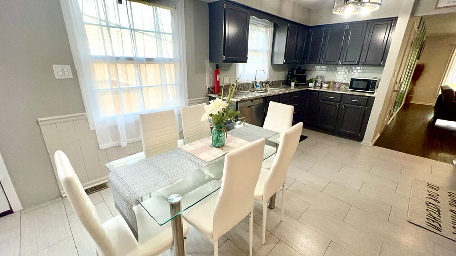 Furnished Finder property 688775_1 photo 8