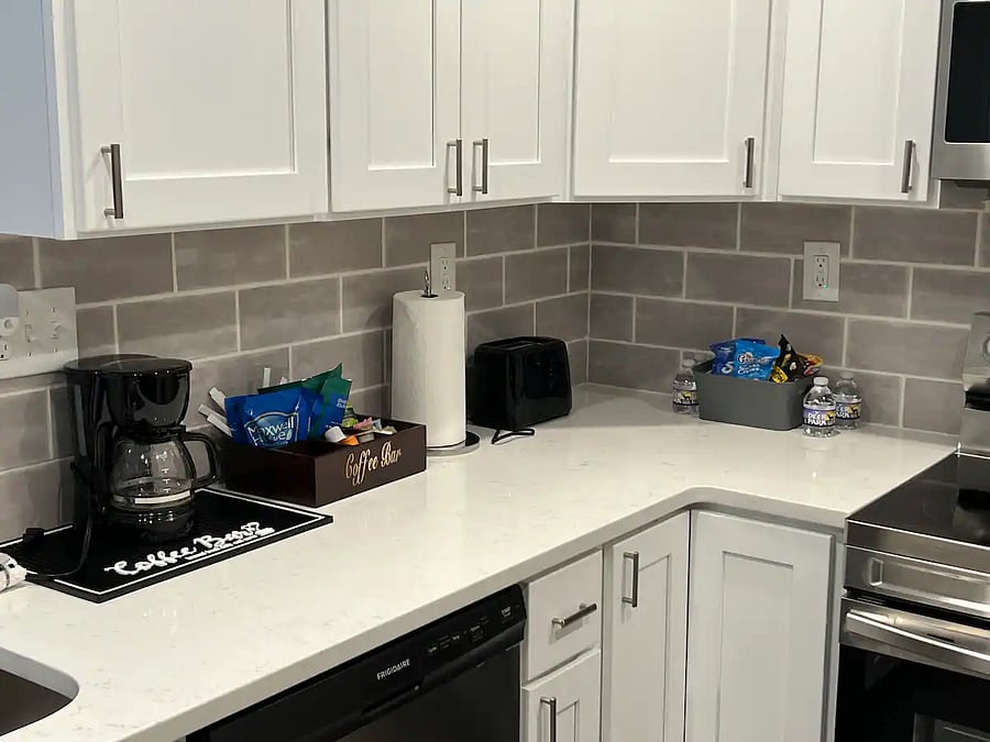 Furnished Finder property 688860_1 photo 12