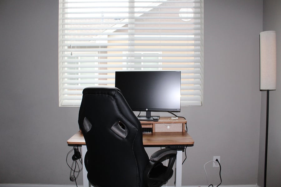 Standing Desk with Desktop 