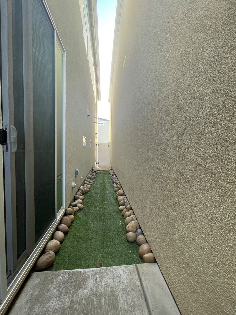 side yard