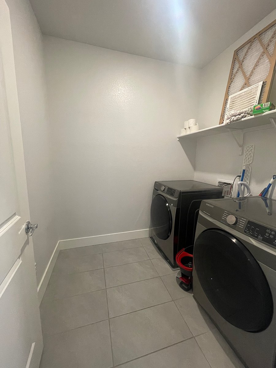 laundry rm