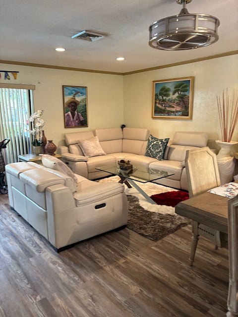 Furnished Finder property 689095_1 photo 8