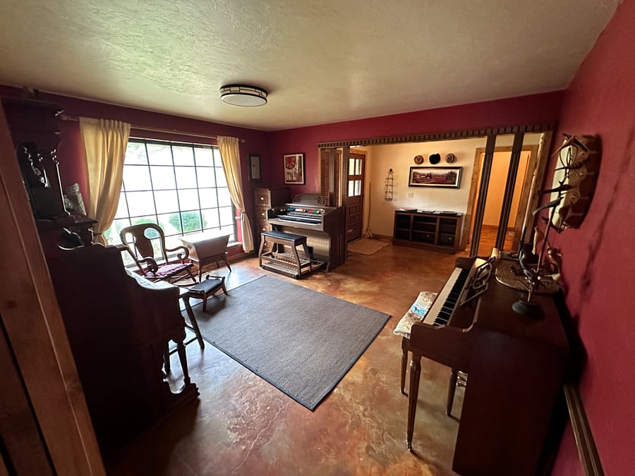 Furnished Finder property 689160_1 photo 6