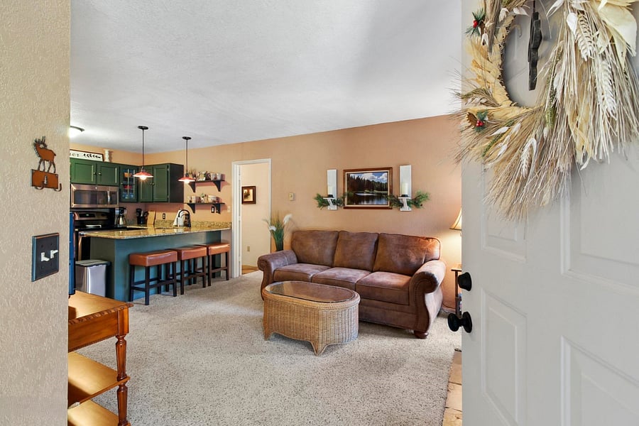 Furnished Finder property 689221_1 photo 3