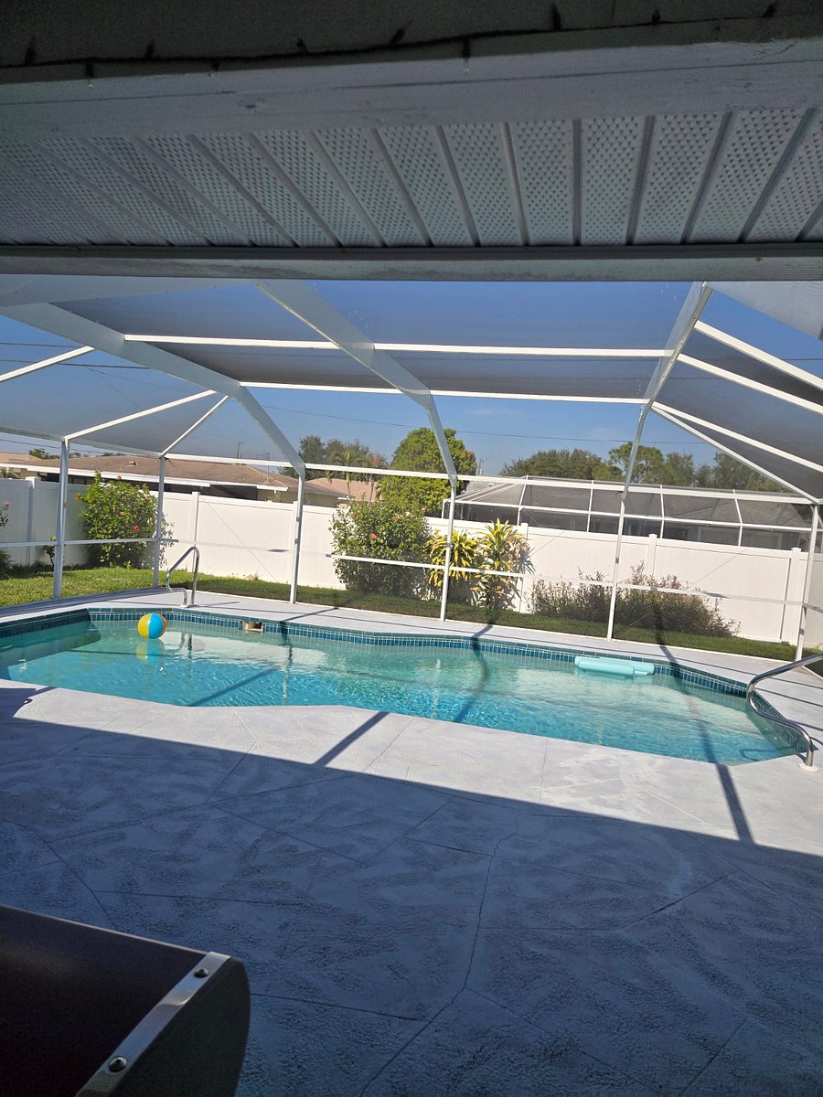 Furnished Finder property 689262_1 photo 3
