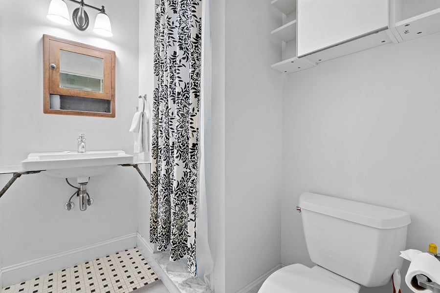2nd floor bathroom with shower