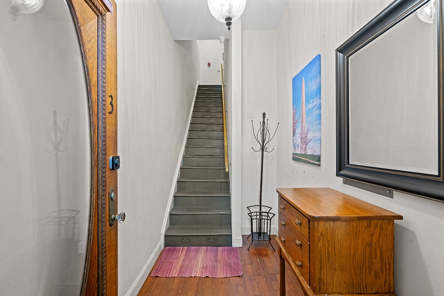 1st floor foyer entryway
