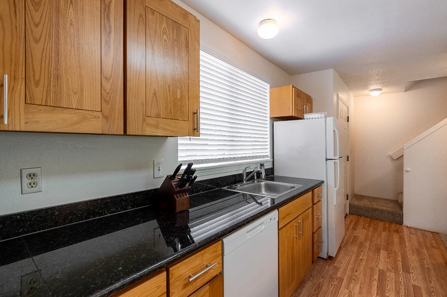Furnished Finder property 689322_2 photo 9