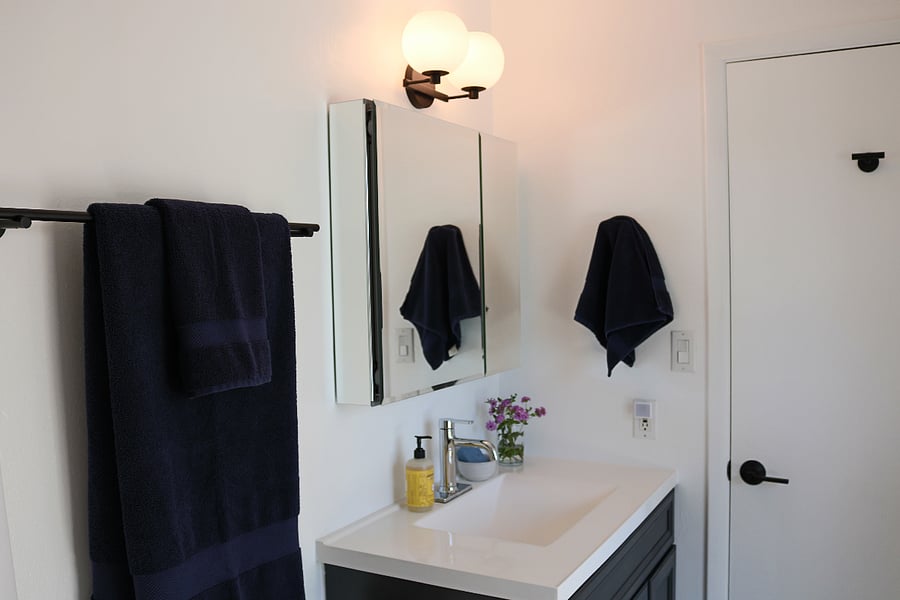 primary bedroom en suite bathroom
