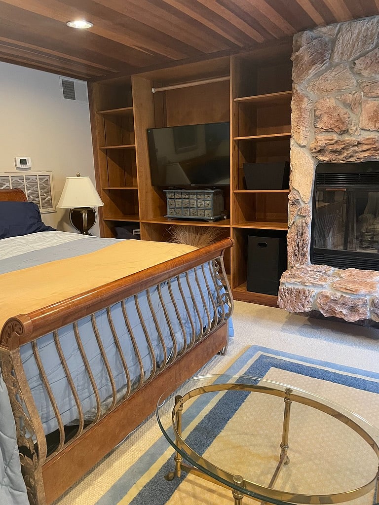 heater is regulated from rheostat above the bed
ironing board in lower cabinet
with sheet replacements