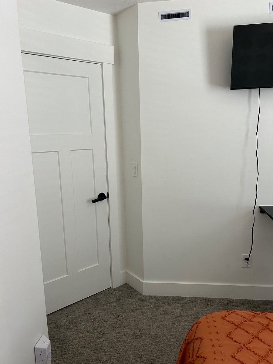 Furnished Finder property 689403_1 photo 6