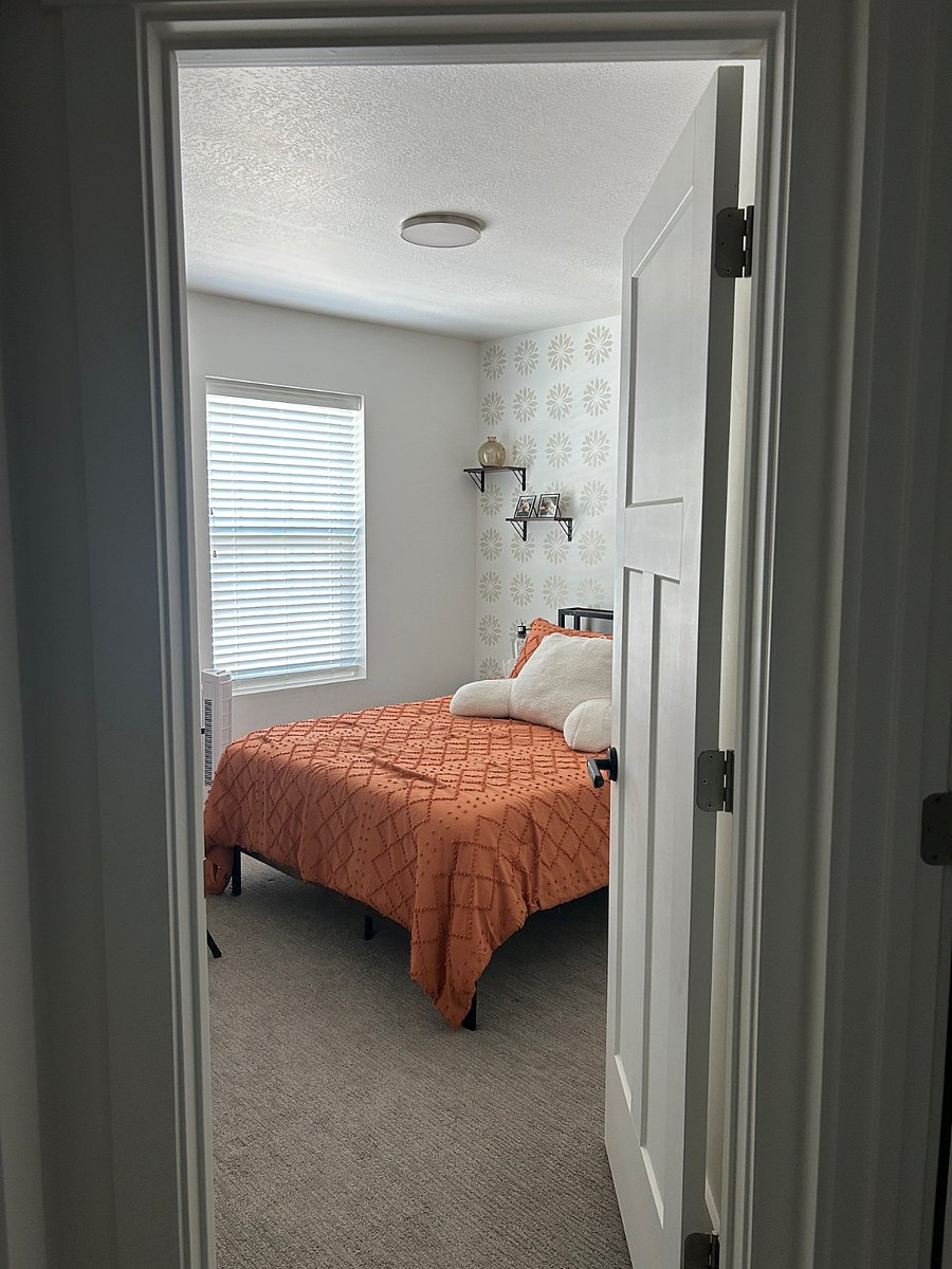 Furnished Finder property 689403_1 photo 18