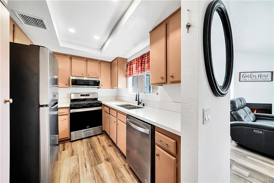 Furnished Finder property 689468_1 photo 14