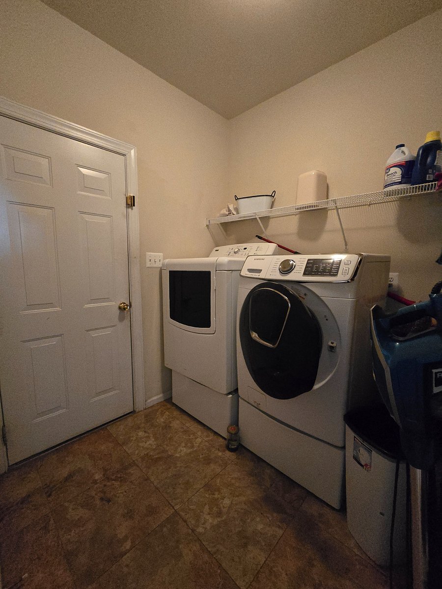 Furnished Finder property 689499_1 photo 15