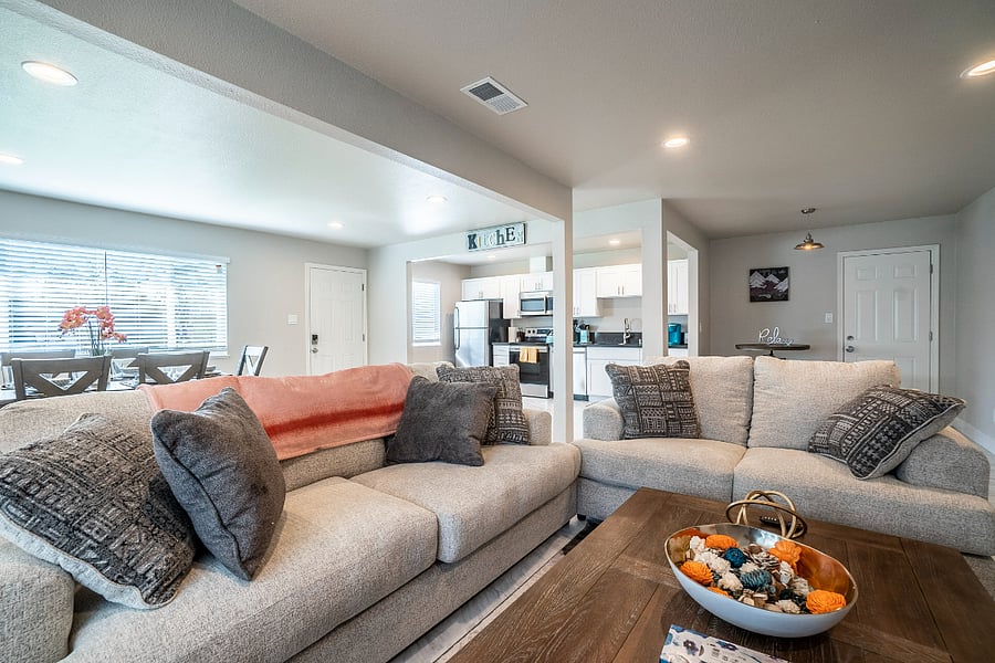 Furnished Finder property 689508_1 photo 1