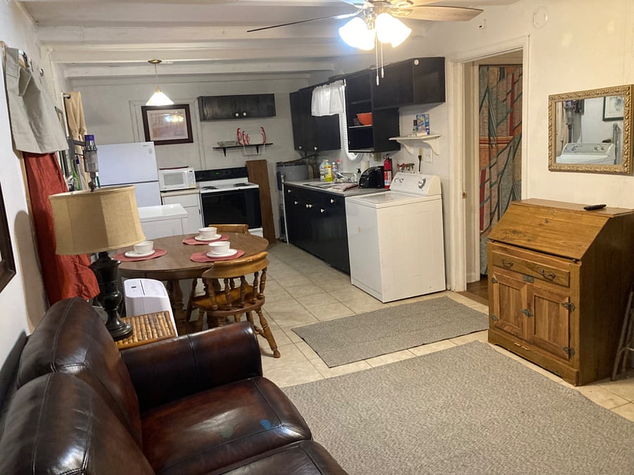 Furnished Finder property 689525_1 photo 4