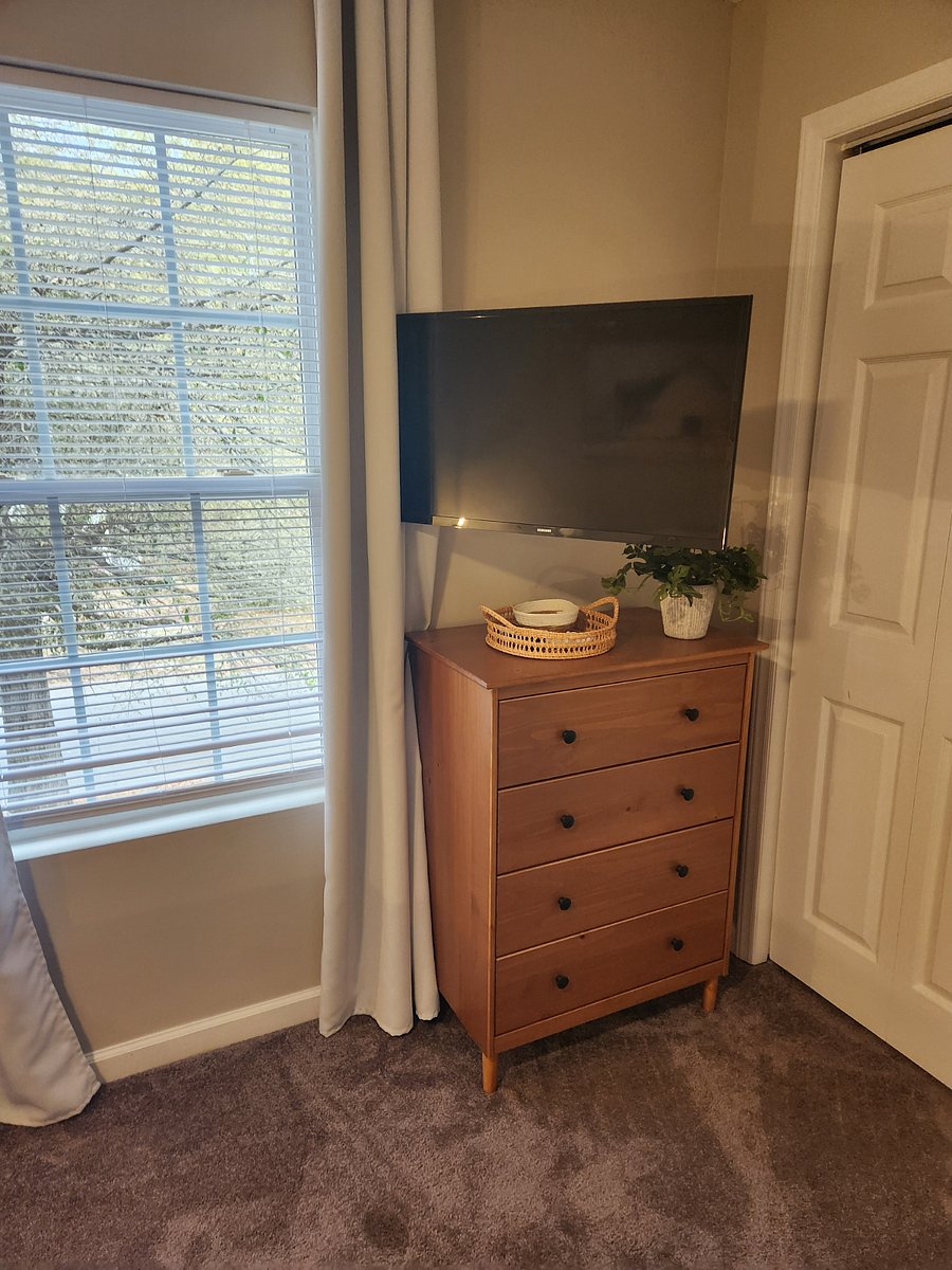 Furnished Finder property 689598_1 photo 18
