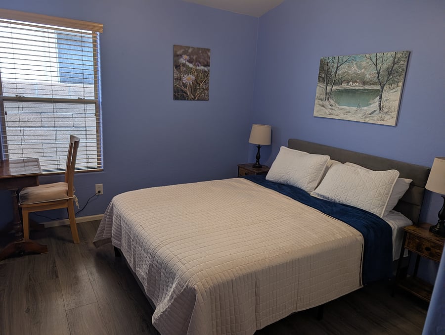 Bedroom 4 Queen Bed