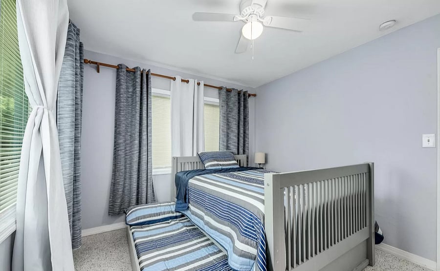 Bedroom 3 Full bed and Twin trundle bed.