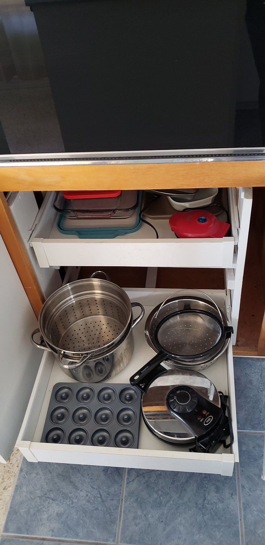 Pots and pans for home cooked meals. 
