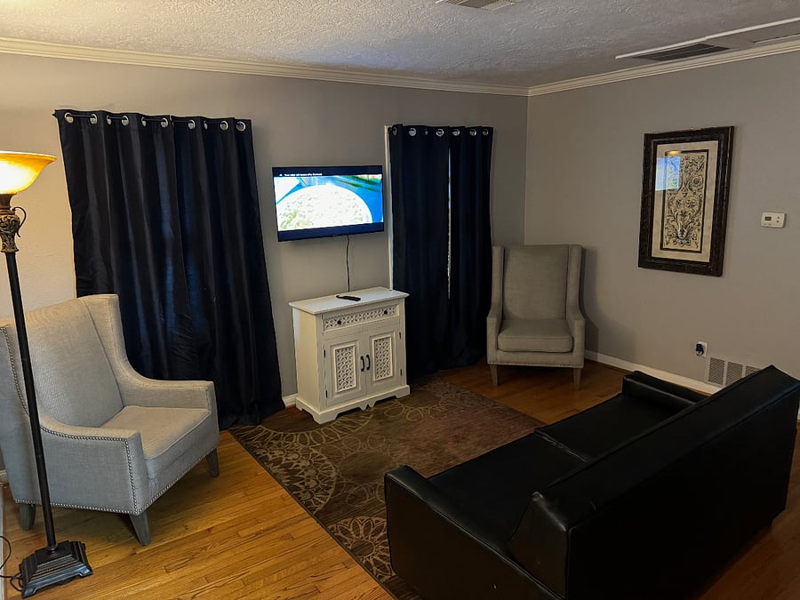 Furnished Finder property 689612_1 photo 3