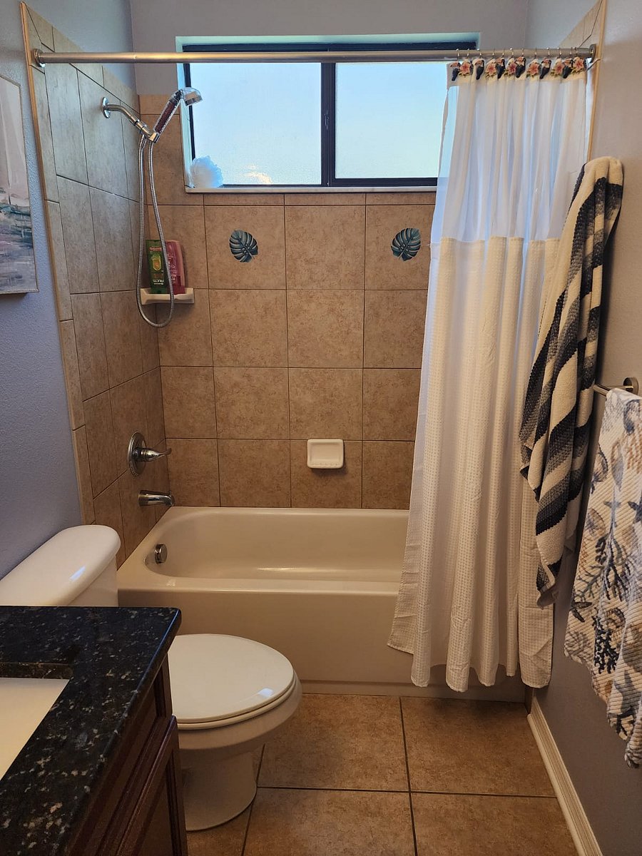 Bathroom beside bedroom #2